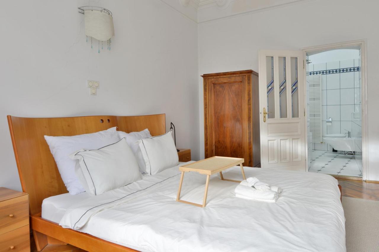Buda Apartman House 9 บูดาเปสต์ ภายนอก รูปภาพ