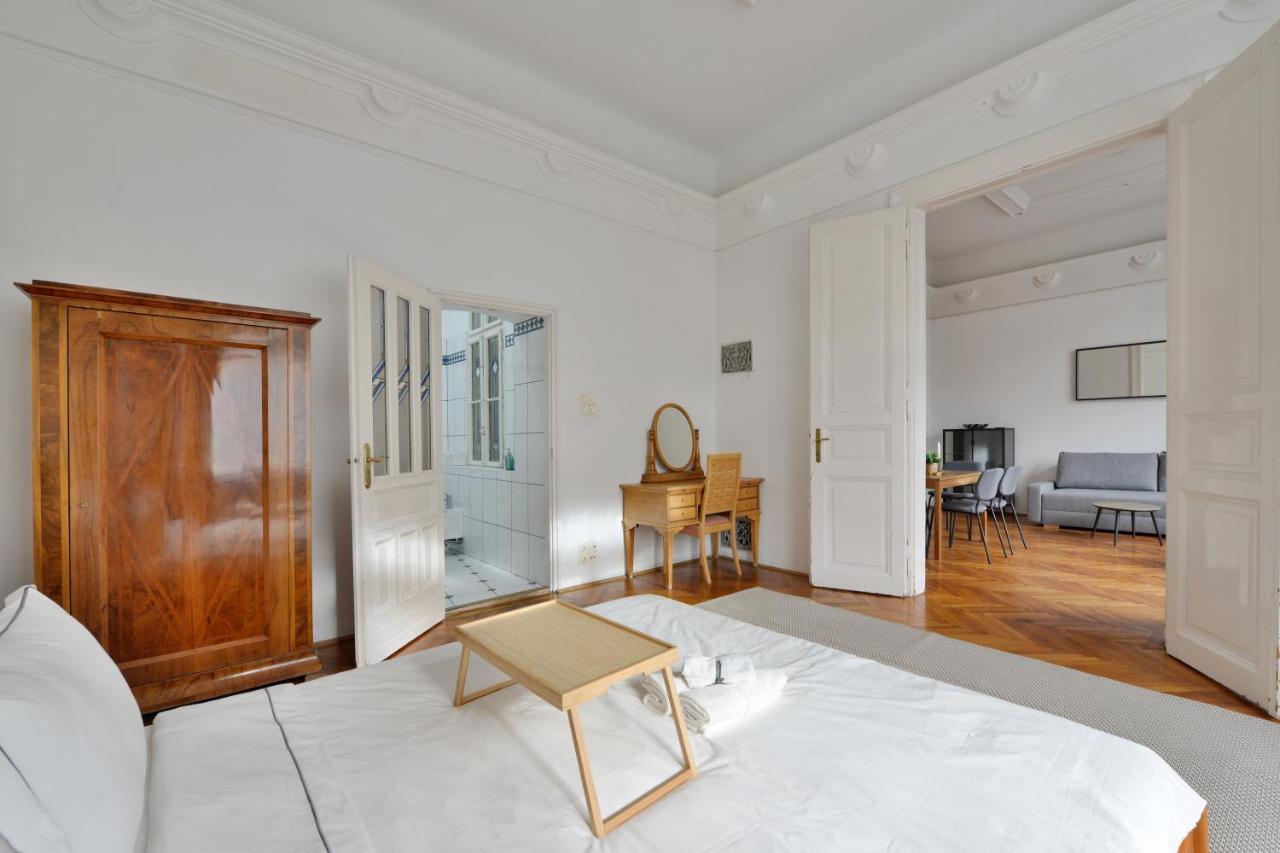 Buda Apartman House 9 บูดาเปสต์ ภายนอก รูปภาพ