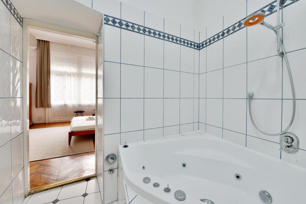 Buda Apartman House 9 บูดาเปสต์ ภายนอก รูปภาพ